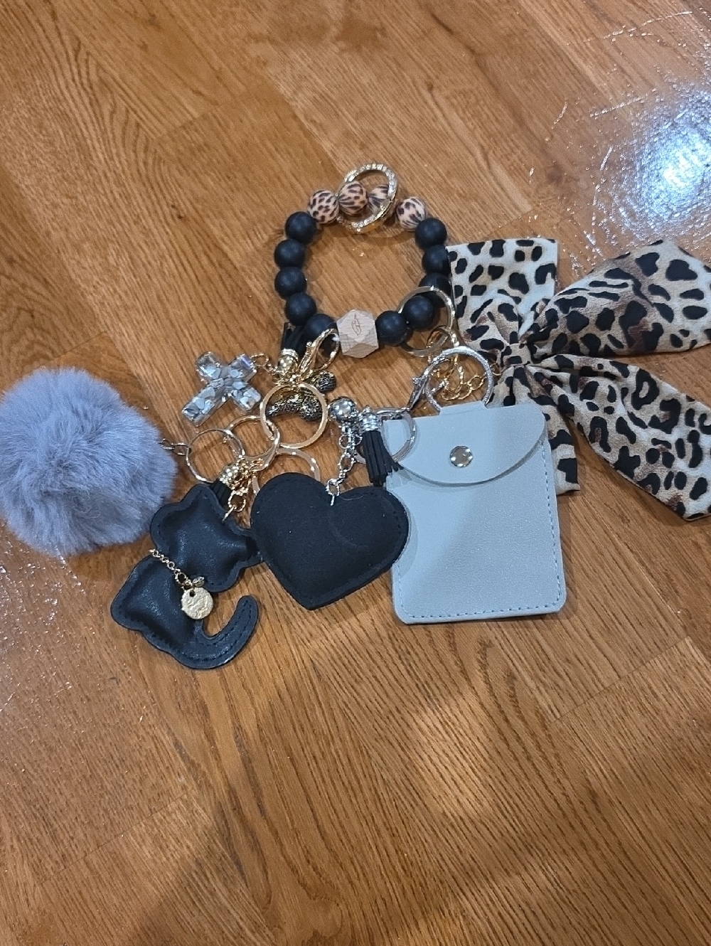Stylish Leopard Scarf & Bag Charm  Set with Gray Mini Pouch